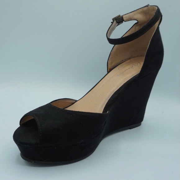 Open-toe Wedges - Picture 2 of 4